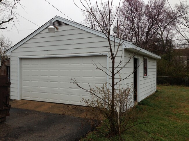Building Photo - 3607 Harris Ave