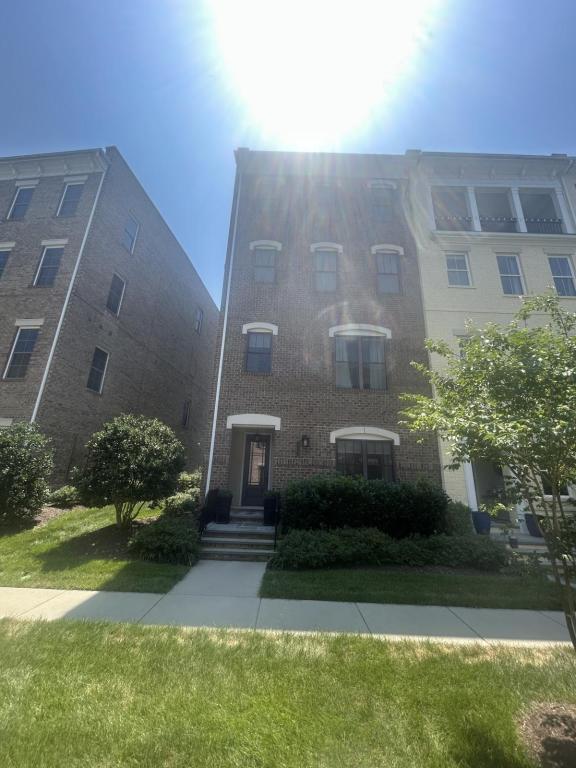 Building Photo - 12341 Purbrook Walk
