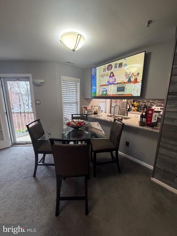 Building Photo - 809 Willings Way