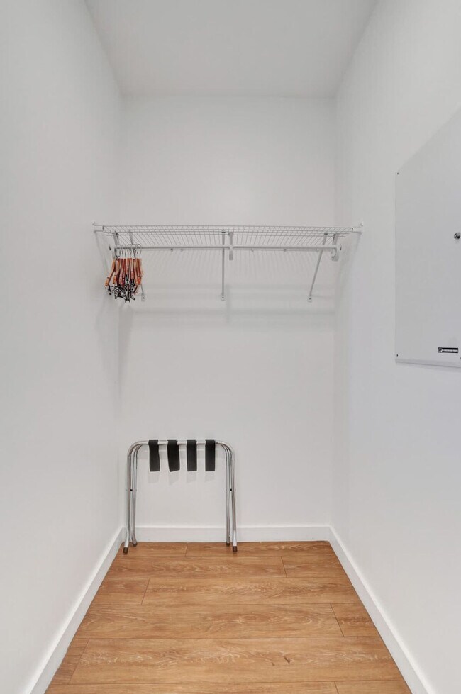 Building Photo - 1220 17th St