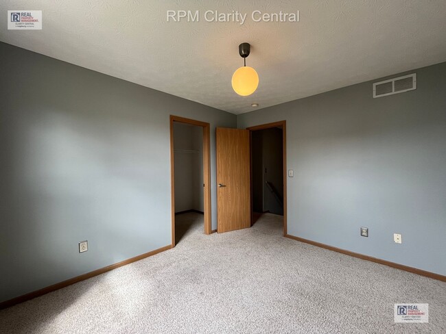 Building Photo - Spacious 4-Bedroom Home with Fenced Backyard, Deck, and 2-Car Garage