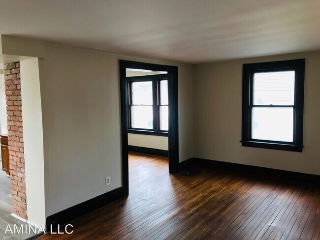 Building Photo - 3 br, 1.5 bath House - 473 Electric Ave