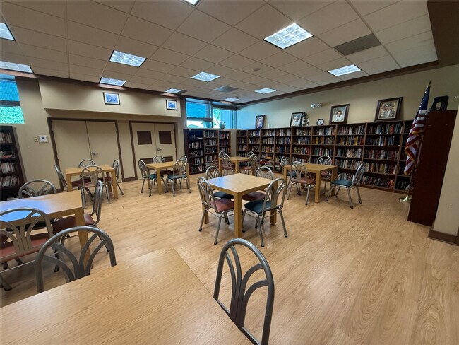 Building Photo - 7600 NW 4th Pl