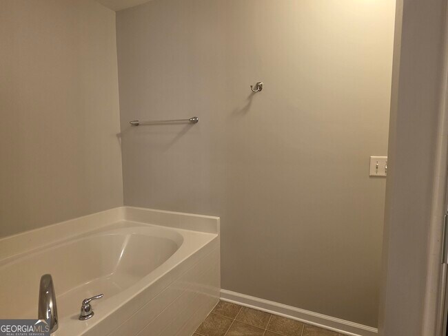 Building Photo - 57 Tranquil Pl