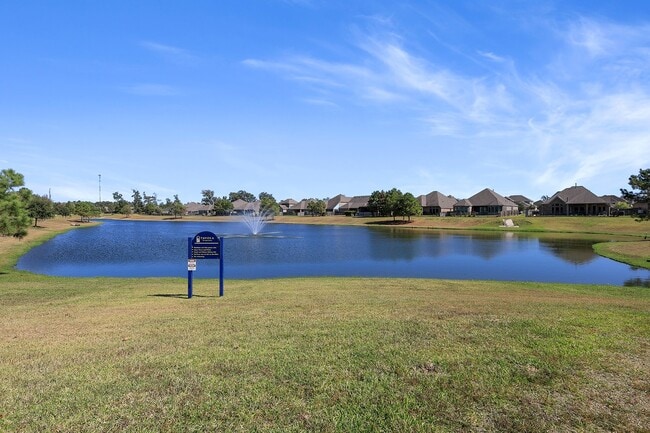 Building Photo - 23810 Maida Vw