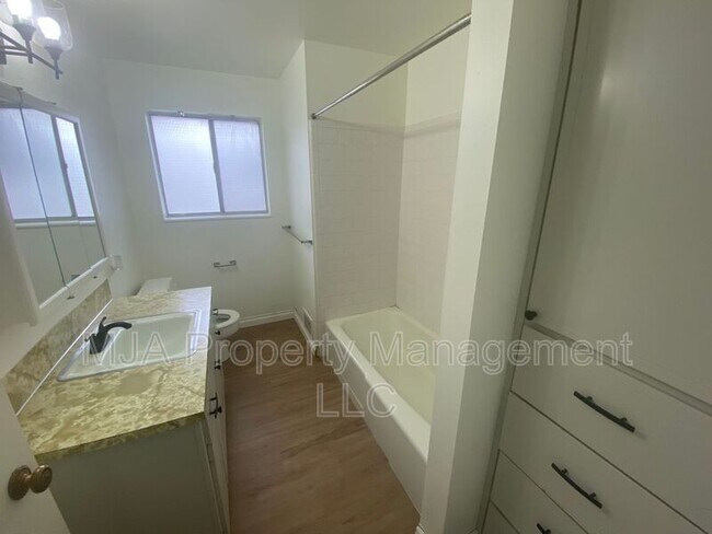 Building Photo - 1428 W 300 N