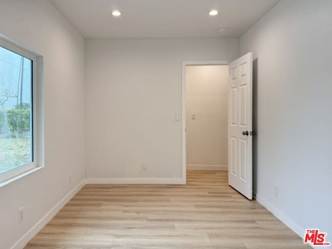 Building Photo - 1219 N Azusa Ave