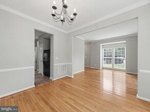 Building Photo - 5641 Eppes Island Pl