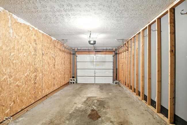 Building Photo - 12598 Tennyson Ln