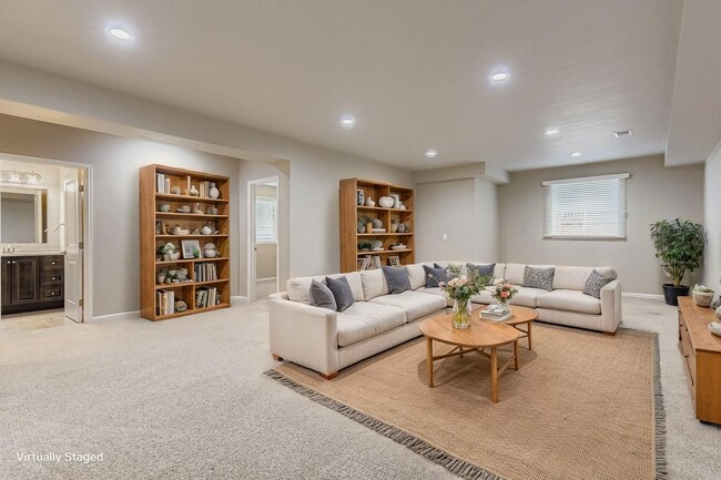 Building Photo - Don't wait! Beautiful 2 Bedroom 2 Bathroom...