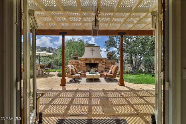 Building Photo - 1808 Crystal View Cir