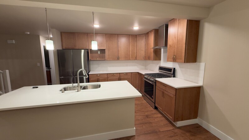 Building Photo - 2527 Wesleyan Dr