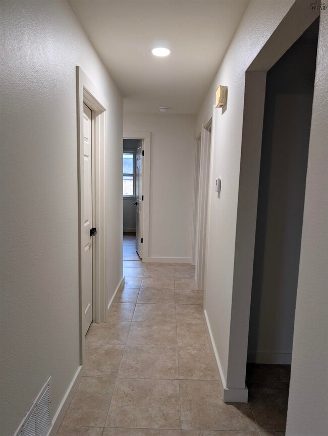 Building Photo - 1311 Amherst St