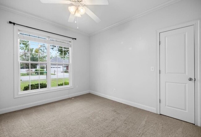 Building Photo - 3848 Thoreau Dr