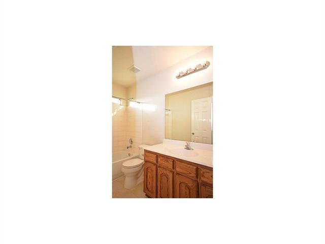 Building Photo - 9843 Chamber Hall Dr