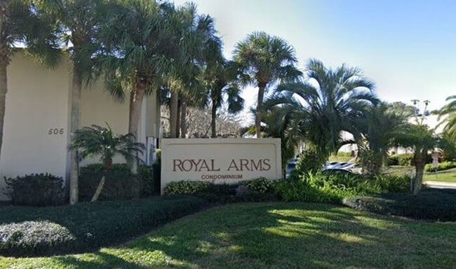 Building Photo - Spacious 1/1 Condo Located in the Royal Arms Condominium - Altamonte Springs