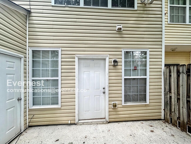 Building Photo - 4846 Hairston Park Square