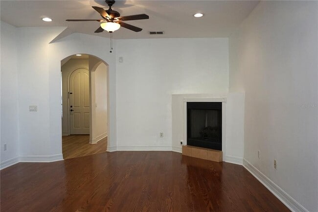 Building Photo - 316 34th Ave N