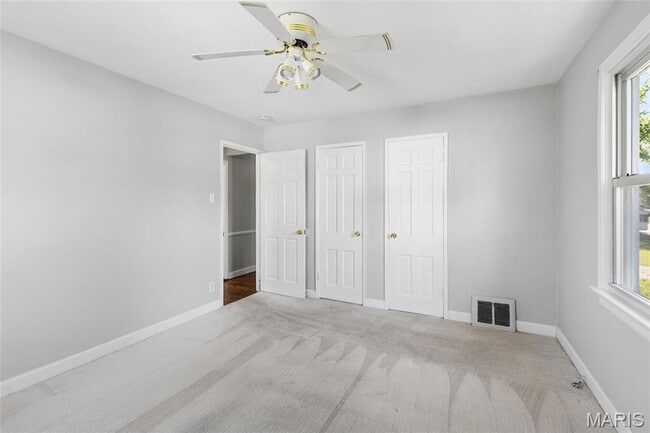 Building Photo - 9427 Atwood Dr