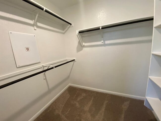 Building Photo - 2243 Oscar Eli Pl