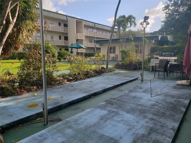 Building Photo - 1450 Atlantic Shores Blvd