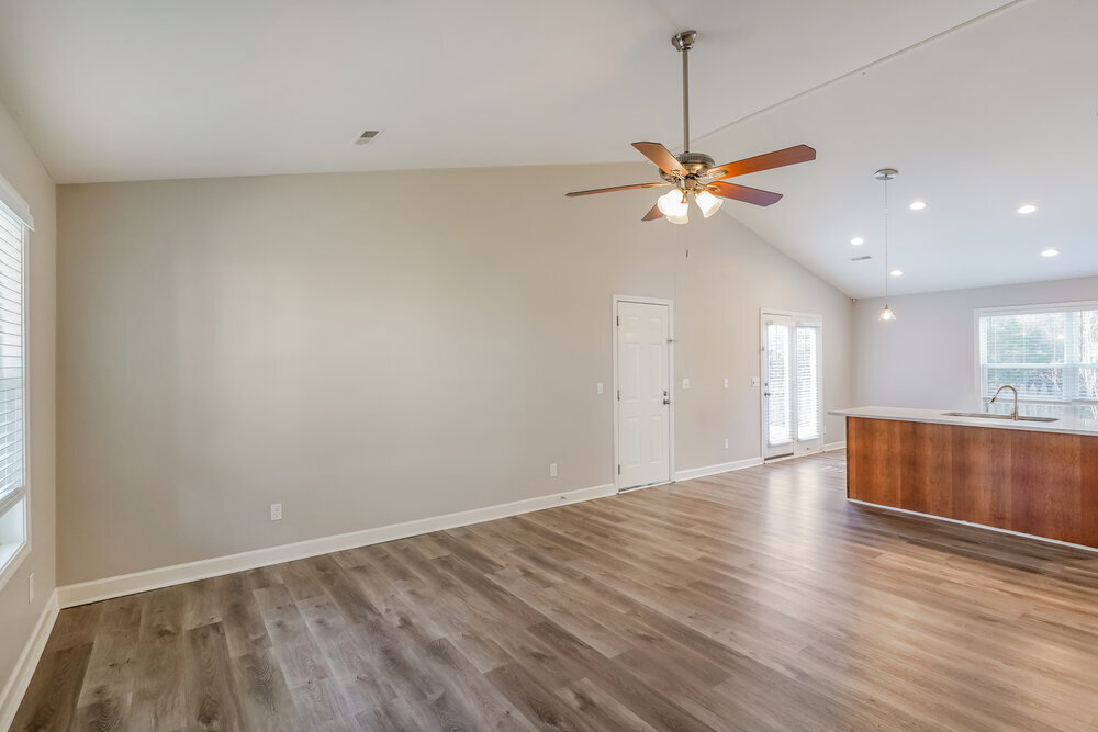 Building Photo - 2002 Owl Ct