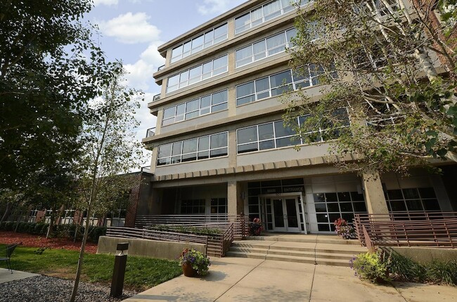 Building Photo - 901 N 3rd St