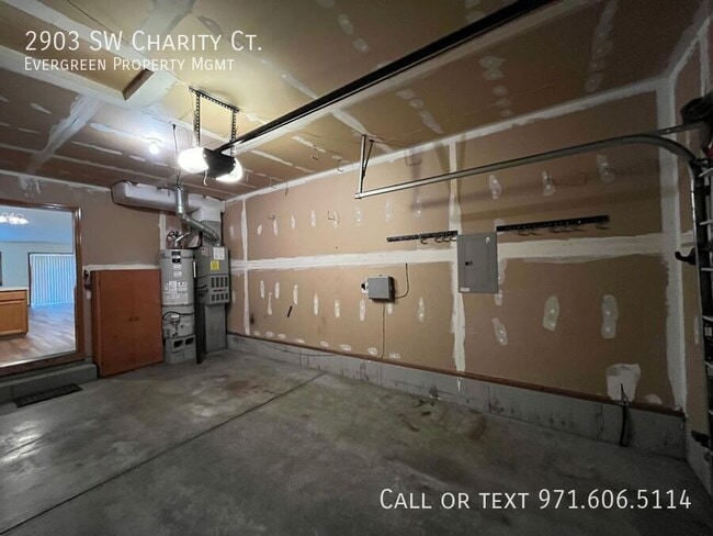 Building Photo - 2903 SW Charity Ct