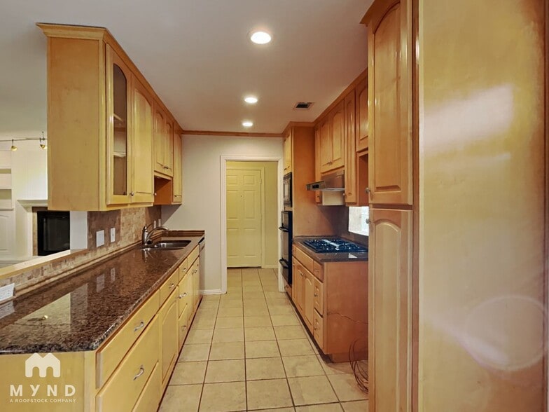 Building Photo - 525 Copper Ridge Dr