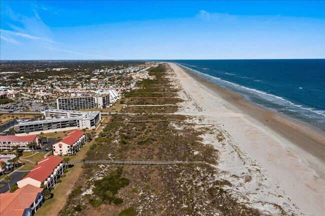 Building Photo - 1733 Sea Fair Dr