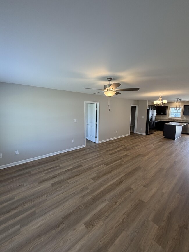 Building Photo - 1752 Friendly Rd