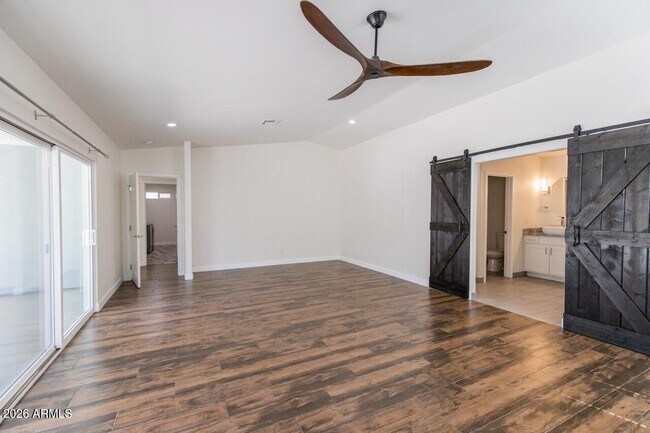 Building Photo - 341 E 14th St