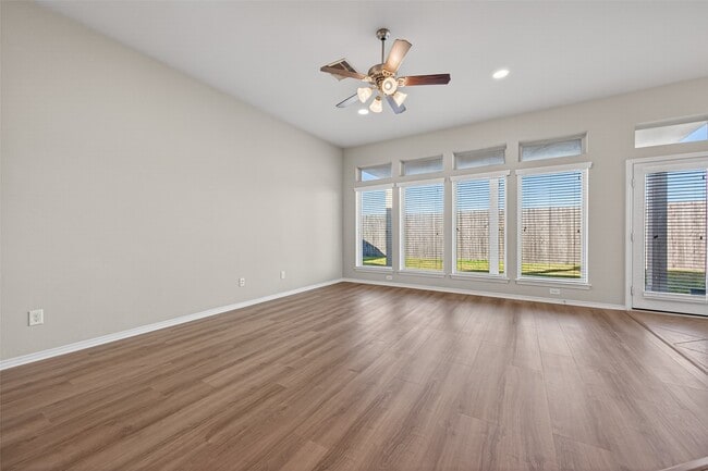 Building Photo - 11515 Elizabeth Brook Dr