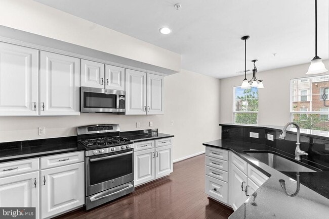 Building Photo - 25222 Briargate Terrace