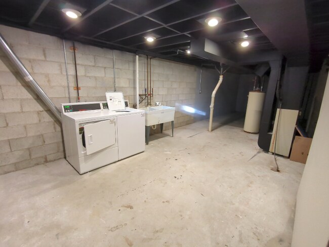 Building Photo - 1776 Milldrum St