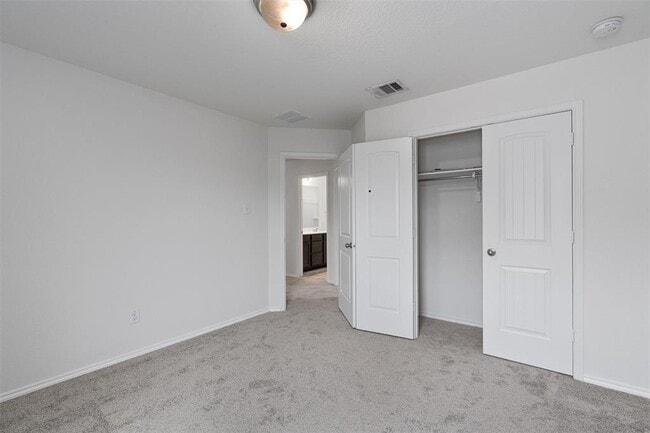 Building Photo - 305 Los Cobos Ln