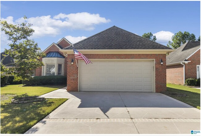 Primary Photo - 310 Willow Crest Ln