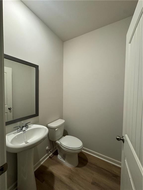 Building Photo - 32 Berryville Dr