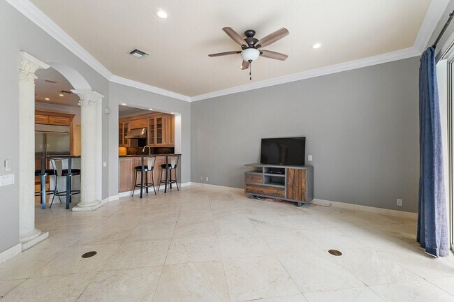 Building Photo - 702 Maritime Way
