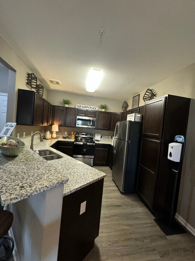 Building Photo - 1031 Farm to Market Road 2931 Apt #817, Au...