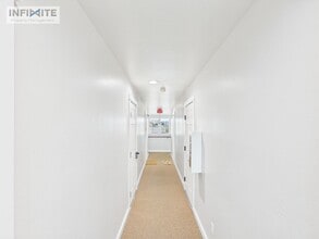 Building Photo - Top-Floor 2BR/2BA – Bright, Clean & Move-In Ready