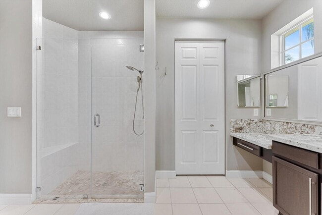 Building Photo - 9919 Royal Cardigan Way