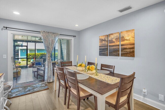 Building Photo - 1007 Ocean Dunes Cir