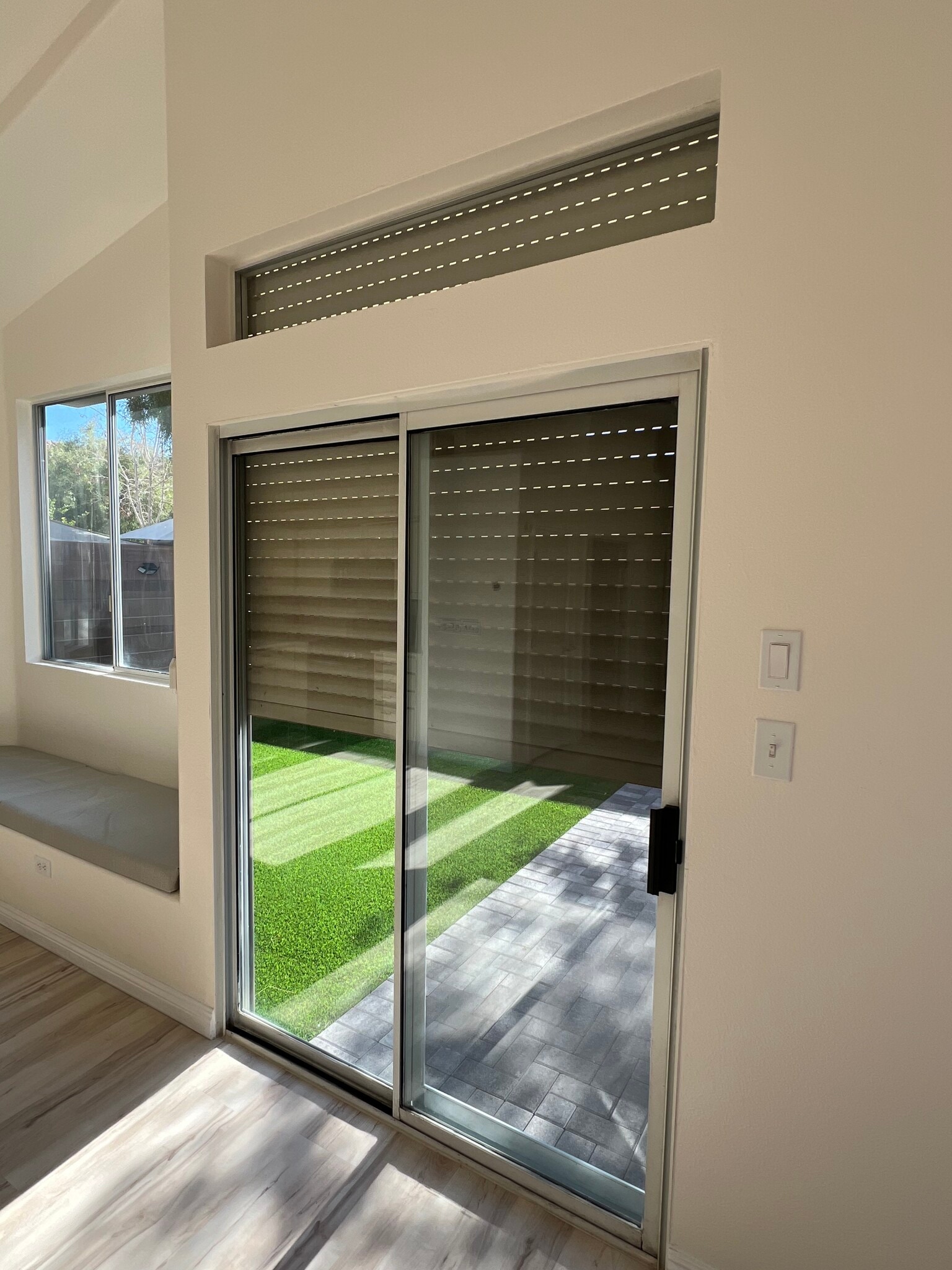 Building Photo - 2493 W Richmar Ave