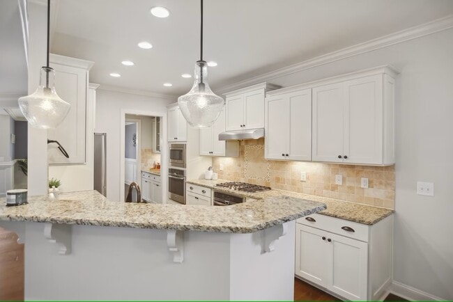 Building Photo - 1212 Sand Pine Dr