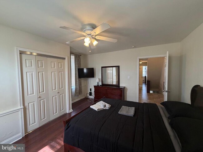 Building Photo - 7105 Rising Sun Ave