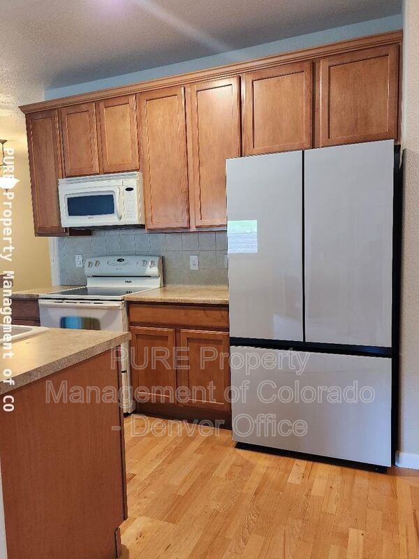 Building Photo - 5534 Lewis St