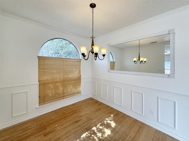 Building Photo - 6717 Smallwood Dr