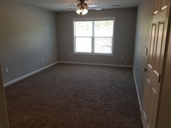 Building Photo - Coming Soon in Sevierville!