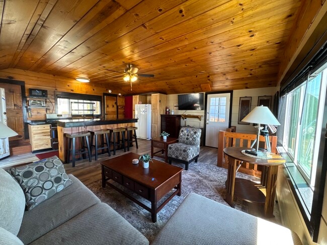 Building Photo - 24998 Ocean View Dr